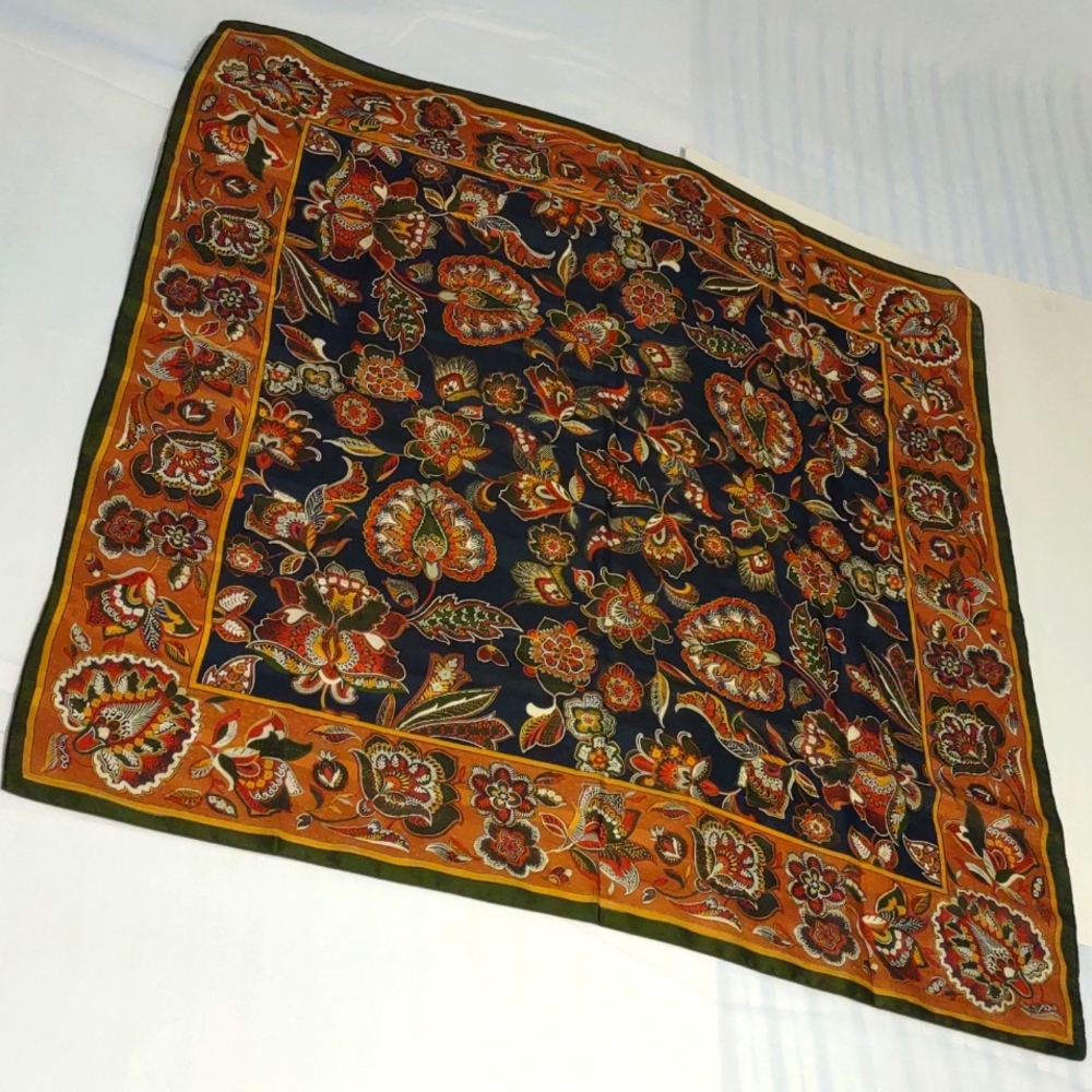 Art of the Scarf